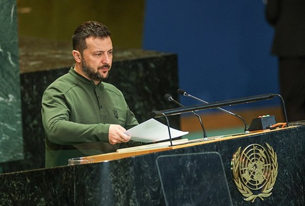 Союзники Украины задумались о переговорах с Путиным. &laquo;План победы&raquo; Зеленского сочли &laquo;списком пожеланий&raquo;