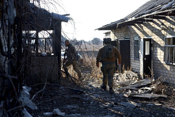 ВСУ в спешке покинули Угледар и сдали город российским войскам. В США рассказали, как это может отразиться на Зеленском ВСУ в спешке покинули Угледар и сдали город российским войскам. В США рассказали, как это может отразиться на Зеленском