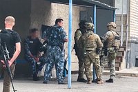 Фигуранты дела о теракте в &laquo;Крокусе&raquo; дали показания друг на друга. Из-за этого всем подозреваемым продлили арест