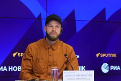 «Я давно хотел в Россию». Помогавшего ВС РФ американца вывезли с подконтрольной ВСУ территории. Что о нем известно? «Я давно хотел в Россию». Помогавшего ВС РФ американца вывезли с подконтрольной ВСУ территории. Что о нем известно?
