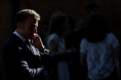 Макрон обратился к Путину после разрешения Украине на удары вглубь России. К чему призвал французский лидер?