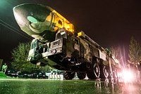 Путину задали вопрос об ударах по центрам принятия решений на Украине. Он ответил шуткой про прогноз погоды Путину задали вопрос об ударах по центрам принятия решений на Украине. Он ответил шуткой про прогноз погоды