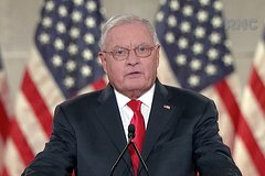 &laquo;Залезь обратно в коробку&raquo;. Посланник Трампа по Украине ответил основателю &laquo;Царьграда&raquo; насчет критики мирного плана
