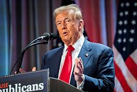 &laquo;Залезь обратно в коробку&raquo;. Посланник Трампа по Украине ответил основателю &laquo;Царьграда&raquo; насчет критики мирного плана