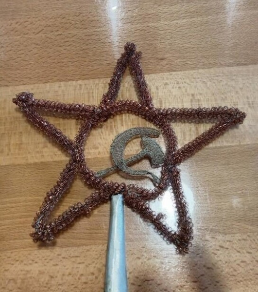 Елочные игрушки, которые вы, возможно, выбросили бы, но они стоят кучу денег