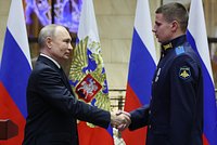 «Мы знали, что один из нас должен умереть». Российский штурмовик вступил в схватку на ножах с бойцом ВСУ «Мы знали, что один из нас должен умереть». Российский штурмовик вступил в схватку на ножах с бойцом ВСУ