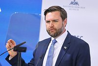 Макрон объявил Россию угрозой для Европы. Президент Франции заговорил о ядерном оружии и срочно собирает военачальников Макрон объявил Россию угрозой для Европы. Президент Франции заговорил о ядерном оружии и срочно собирает военачальников