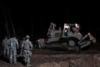 В США раскрыли судьбу пропавших на учениях в Литве американских солдат. Их бронемашину вытащили из болота спустя шесть дней В США раскрыли судьбу пропавших на учениях в Литве американских солдат. Их бронемашину вытащили из болота спустя шесть дней