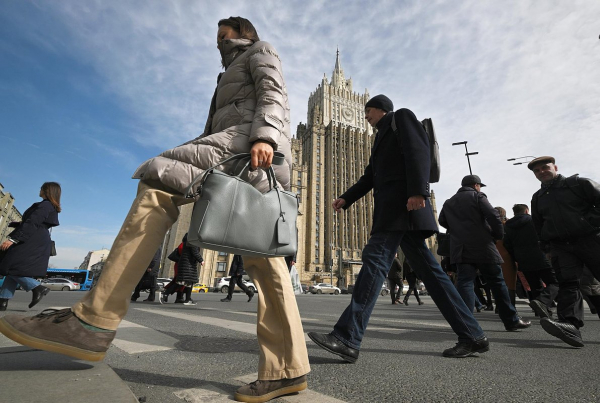 МИД России объяснил рейд в бане для мигрантов в Москве. В Киргизии ранее заявили, что довольны скандалом МИД России объяснил рейд в бане для мигрантов в Москве. В Киргизии ранее заявили, что довольны скандалом