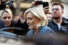 Главная соперница Макрона оценила заявление Кремля по ее приговору. Она назвала его бумерангом Главная соперница Макрона оценила заявление Кремля по ее приговору. Она назвала его бумерангом
