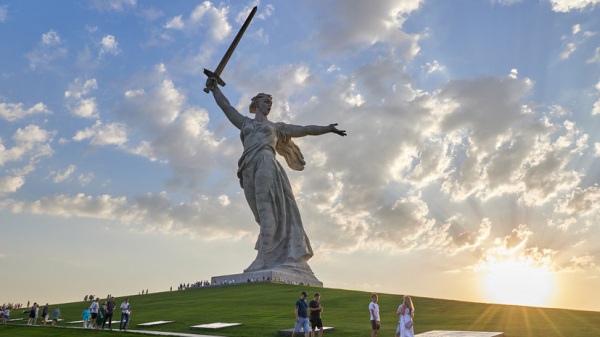 Музей: осмотр скульптуры «Родина-мать зовёт!» проводился по правилам Музей: осмотр скульптуры «Родина-мать зовёт!» проводился по правилам