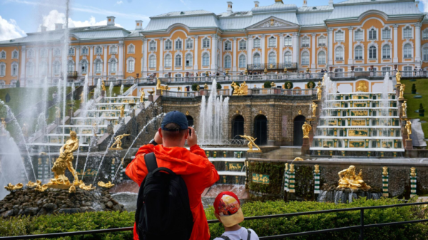 В Сарапуле представят спасённые в годы войны шедевры Петергофа