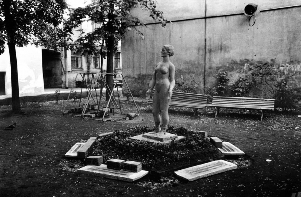 Фотограф Александр Китаев и его Петербург вне времени