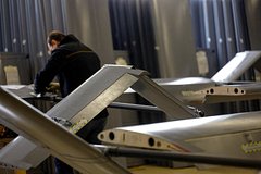 В Госдуме раскрыли детали решения об ударах по местам производства дронов в Европе В Госдуме раскрыли детали решения об ударах по местам производства дронов в Европе