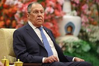 &laquo;Руководство Белоруссии должно быть в тонусе&raquo;. Зеленский решил запугать Лукашенко. Чем он угрожает Минску и какие цели преследует?