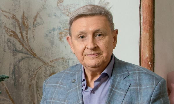 Олег Логинов: «Я собирал исключительно для себя — для любования и созерцания» Олег Логинов: «Я собирал исключительно для себя — для любования и созерцания»