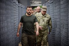 &laquo;Руководство Белоруссии должно быть в тонусе&raquo;. Зеленский решил запугать Лукашенко. Чем он угрожает Минску и какие цели преследует?