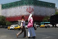 США нанесли удары по Ирану в районе Ормузского пролива в ответ на нарушения перемирия. Какие цели атаковал Вашингтон?