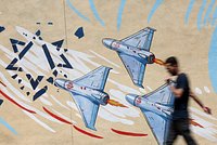 Иран сбил вертолет Apache над Ормузским проливом. США в ответ ударили по Исламской Республике. Какие цели атаковал Вашингтон?