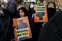 США нанесли удары по Ирану в районе Ормузского пролива в ответ на нарушения перемирия. Какие цели атаковал Вашингтон?