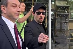 Дуров прокомментировал внесение его в список террористов и экстремистов Дуров прокомментировал внесение его в список террористов и экстремистов