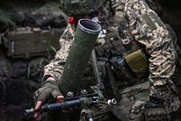 Десятки ракет атаковали Киев. Удары наносятся по нефтебазе, ГЭС и месту размещения иностранных наемников